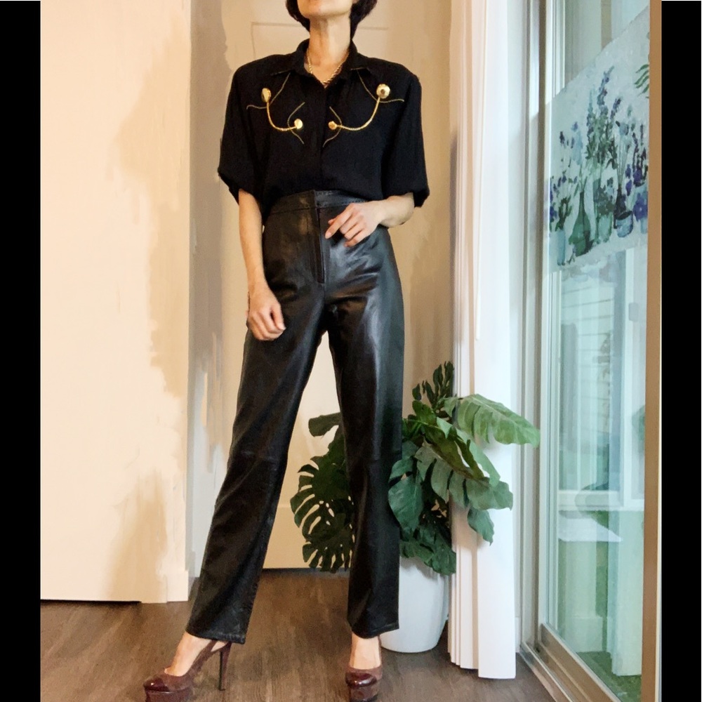 Size 8 - 10 Shirt with real Chains